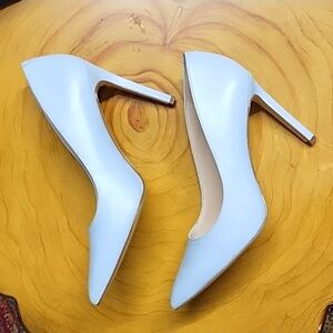 Nine West 'Tatiana' Leather Light Blue Stilletos Size 8.5/ Brand New